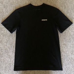 Patagonia Mens Size Small T-Shirt